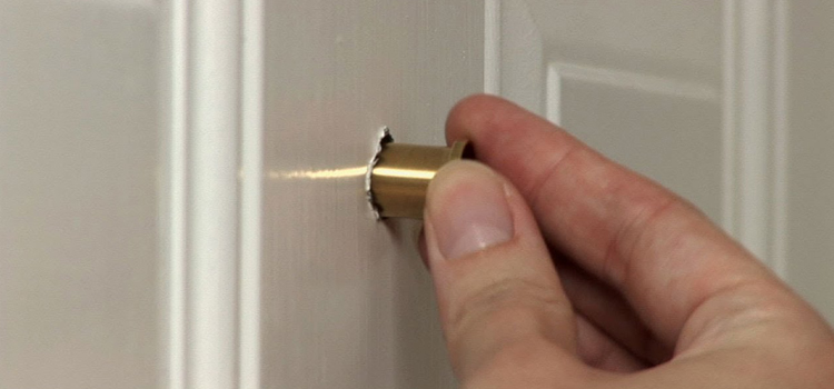 peephole door repair in Pico Rivera